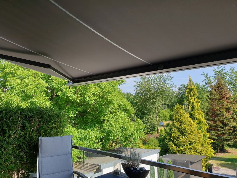 Shades Repair Cost Guide — Cost of Shades Repair